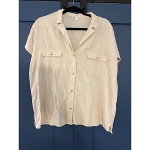 LIGHTLY WORN Old Navy Button Down Top